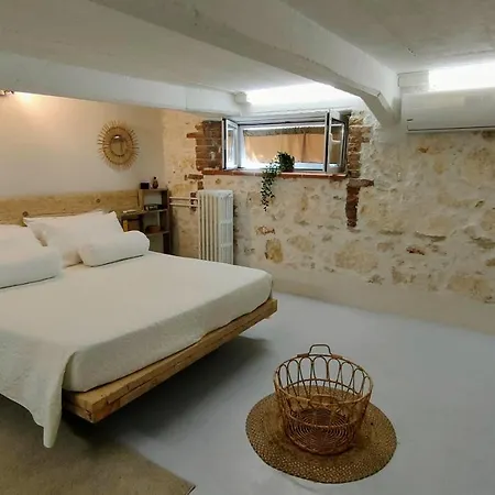 Private With Exclusive