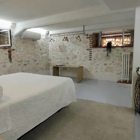 Private With Exclusive *