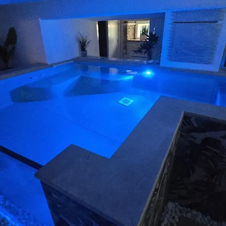 Private With Exclusive *